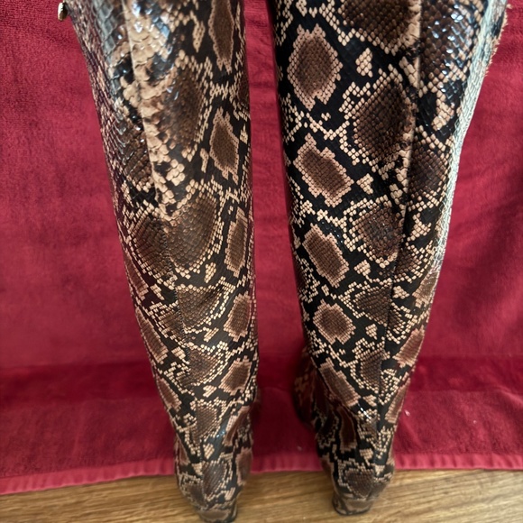 ANTONIO MELANIE Dark Brown  Python Snake Patent Leather  Boots SZ 8M Orig. $198 - Picture 6 of 10